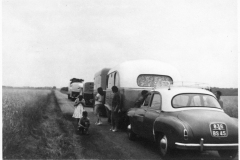 Les-Cosonas-au-bord-de-la-Route-les-enfants-Jeannet-2-GC-reduit